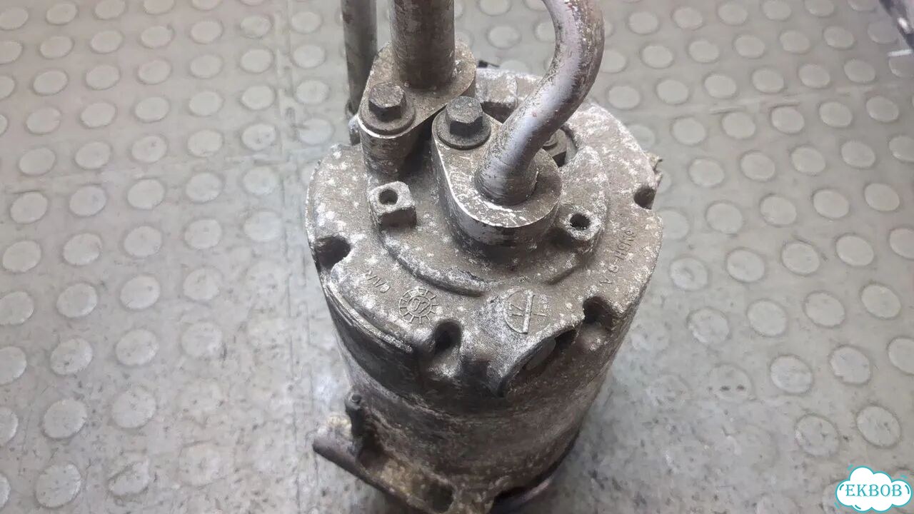 Компрессор кондиционера Ford Focus 2 фото 5