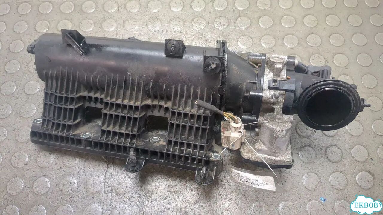 Коллектор впускной Ford Escape фото 1