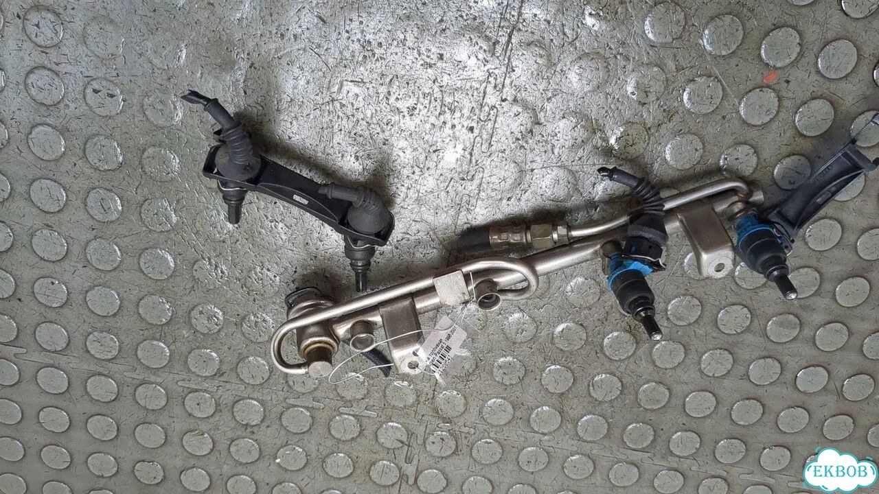 Форсунка топливная Volkswagen Passat 5 фото 1
