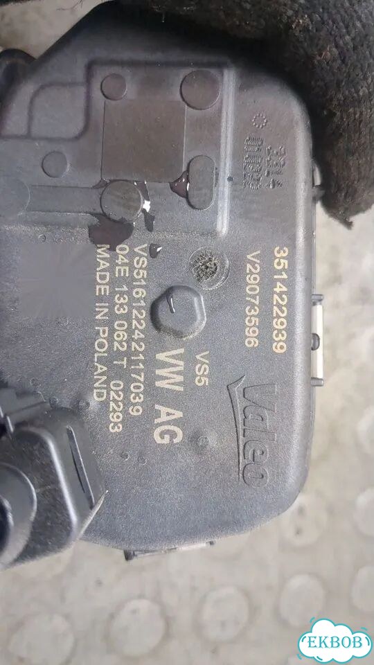 Заслонка дроссельная Volkswagen Taos фото 3