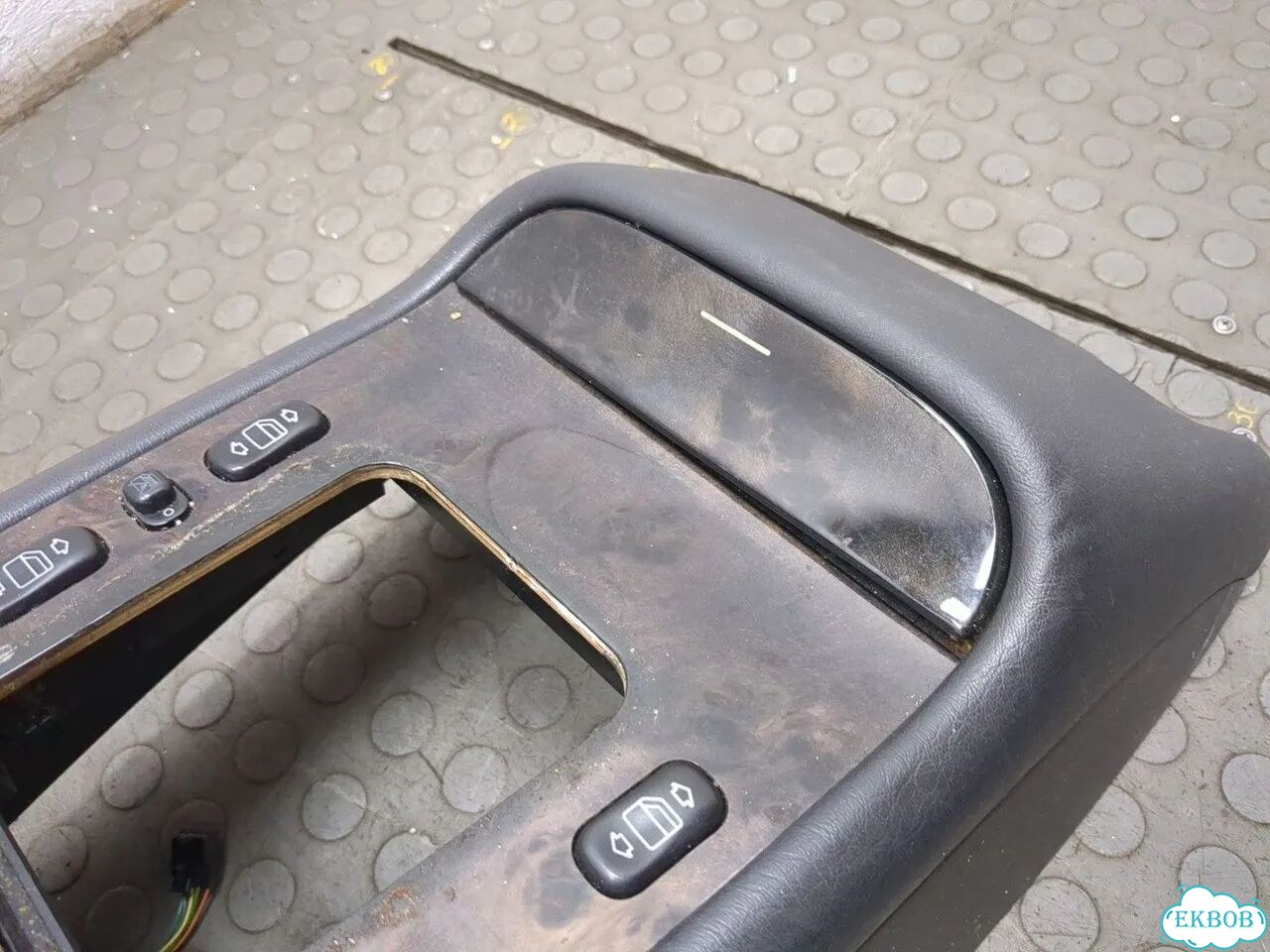 Консоль салона Mercedes ML W163 фото 9