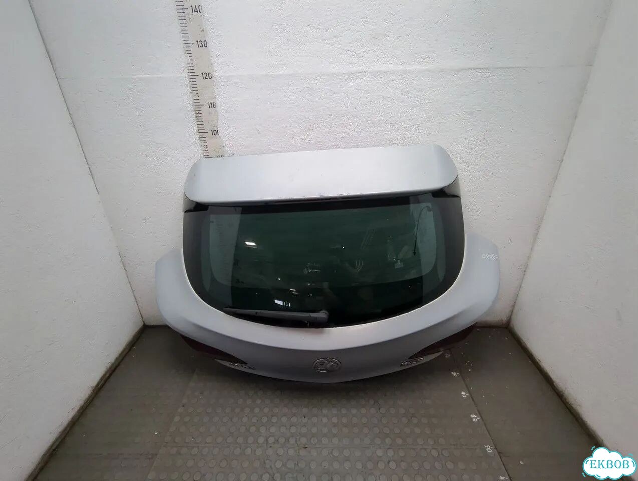 Крышка багажника Opel Astra J фото 1