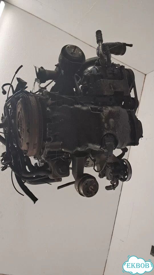 Двигатель Volkswagen Passat 5 AVB фото 6