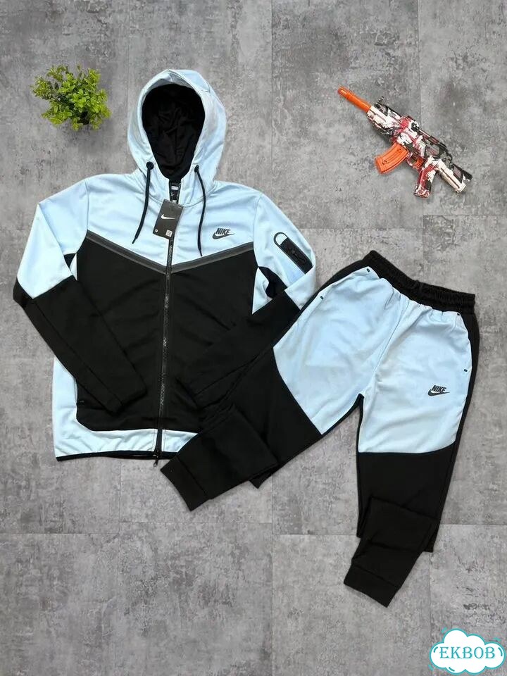 Спортивные костюмы Nike Tech Fleece фото 1