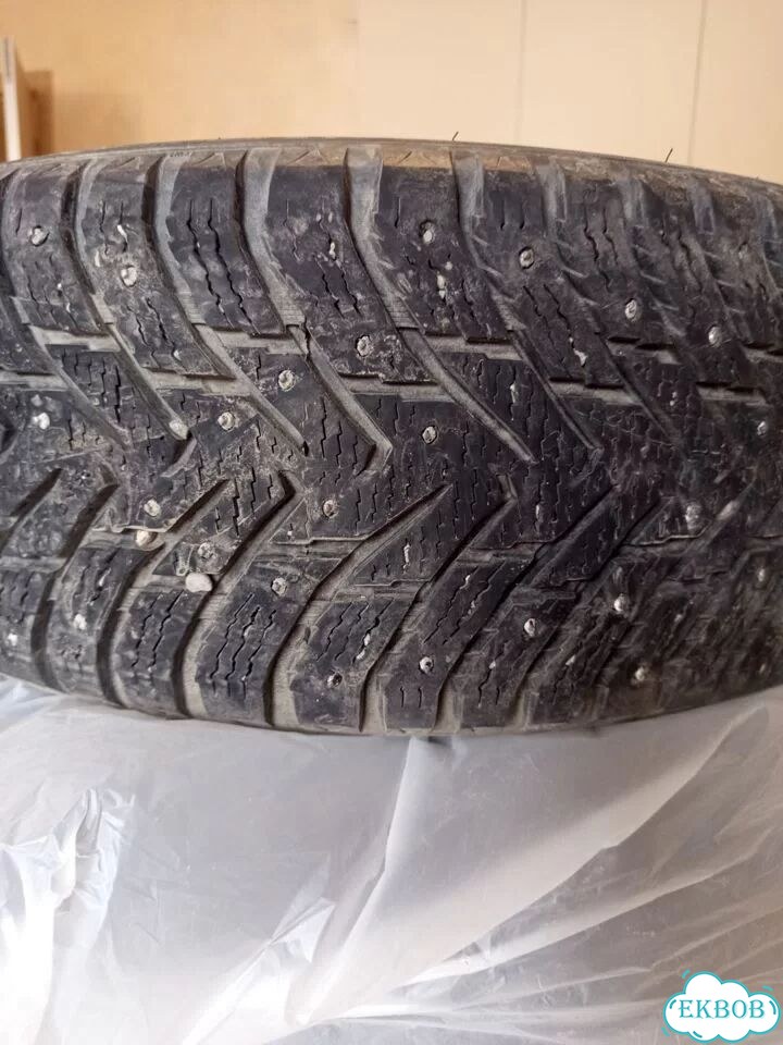 Nokian Tyres Hakkapeliitta 8 SUV 235/65 R17 V фото 2