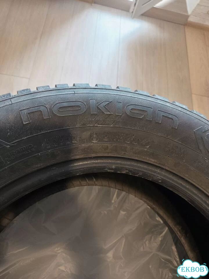 Nokian Tyres Hakkapeliitta 8 SUV 235/65 R17 V фото 4