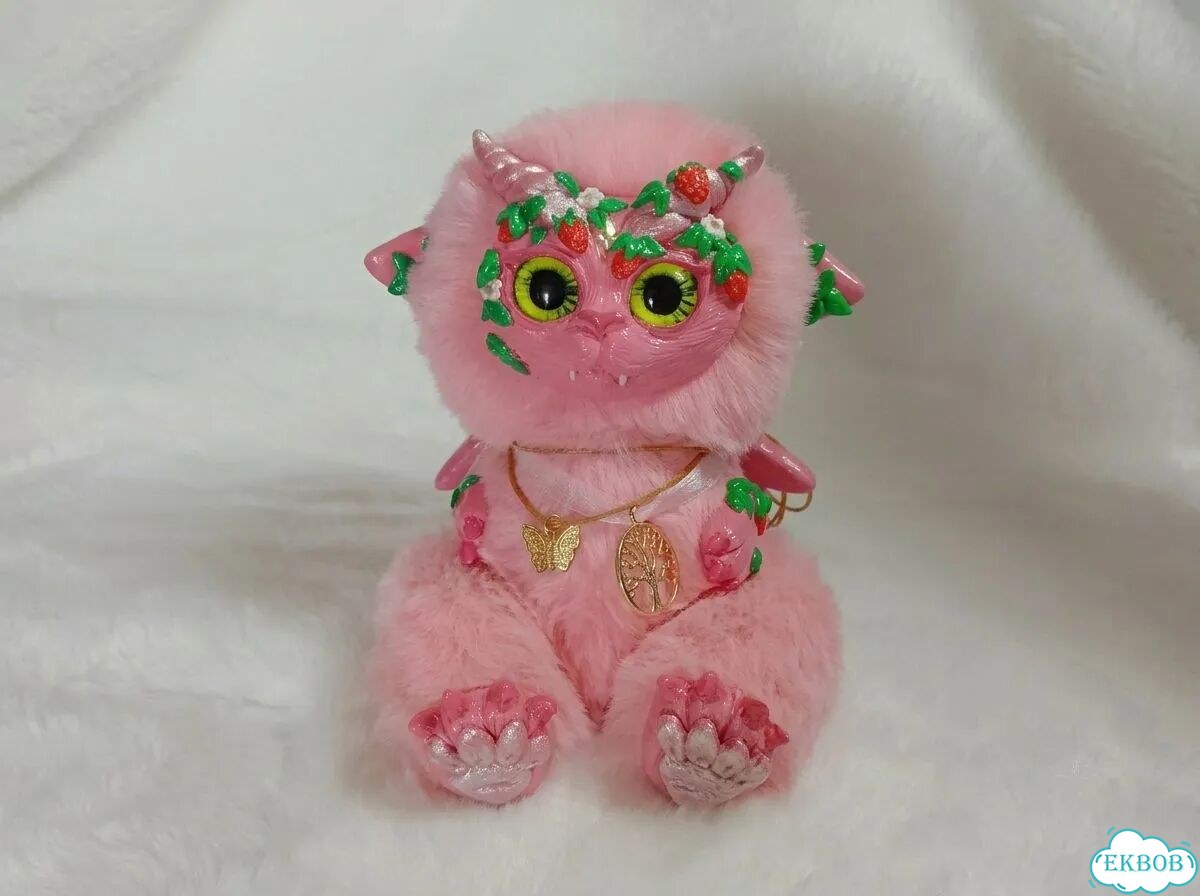 Игрушка из меха Клубничный дракон фото 1