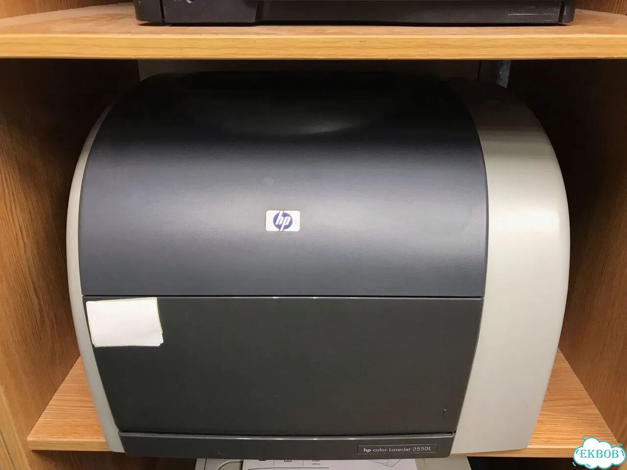 Лазерный цветной принтер HP LaserJet Color 2550l фото 1
