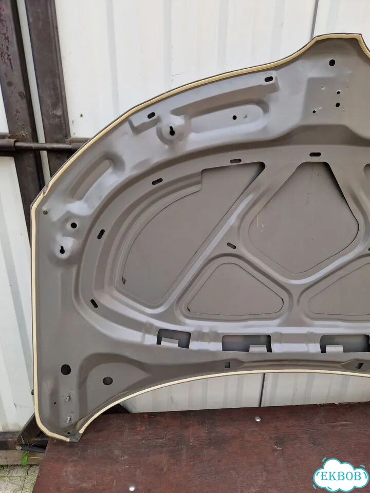 Капот Skoda Rapid 1 2012-2020 фото 8
