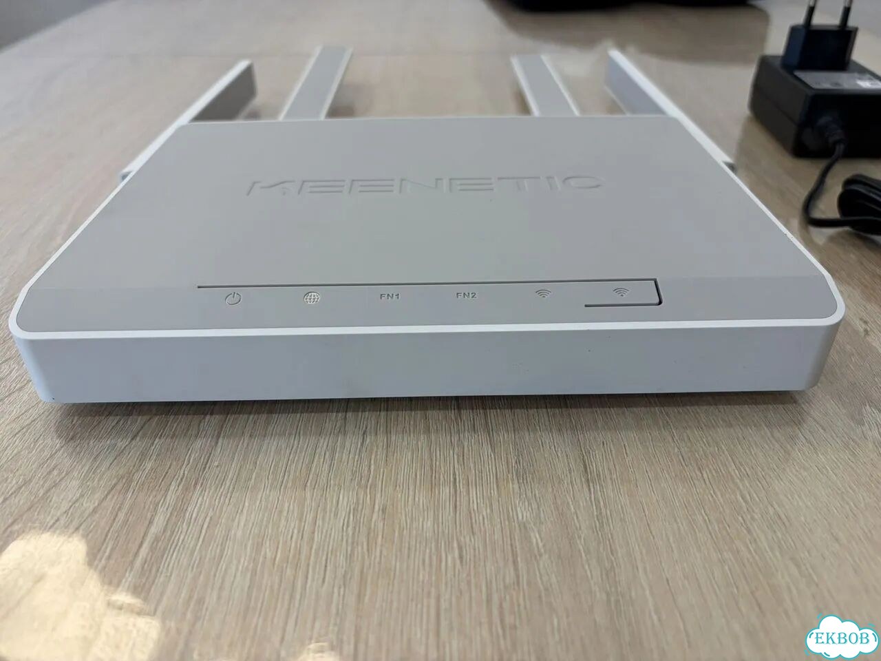 Роутер keenetic ultra kn 1810 фото 1
