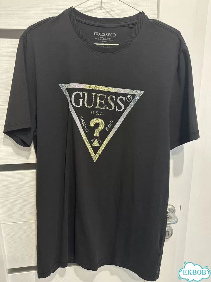 Футболка Guess с принтом фото 1