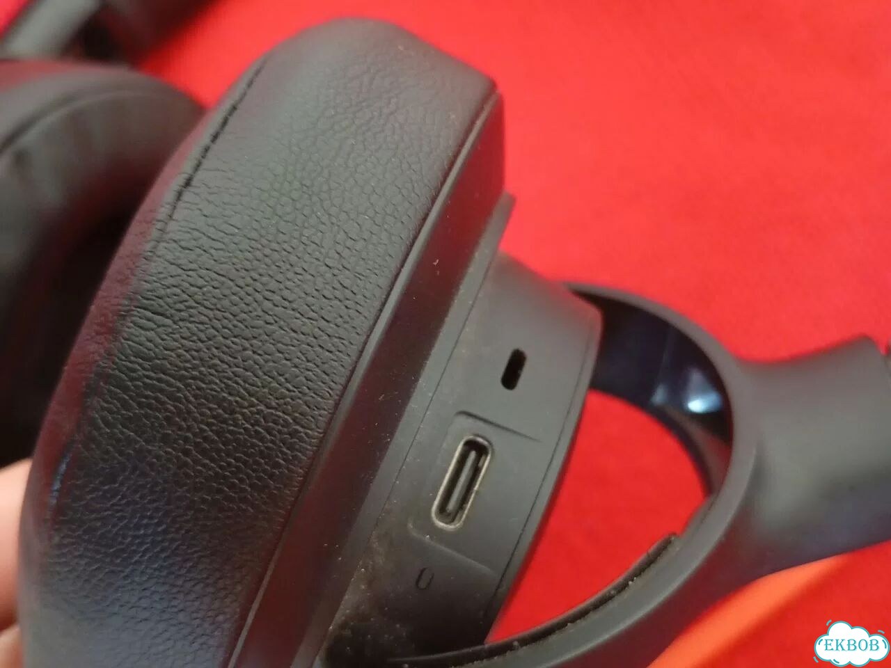 Беспроводные наушники JBL фото 4