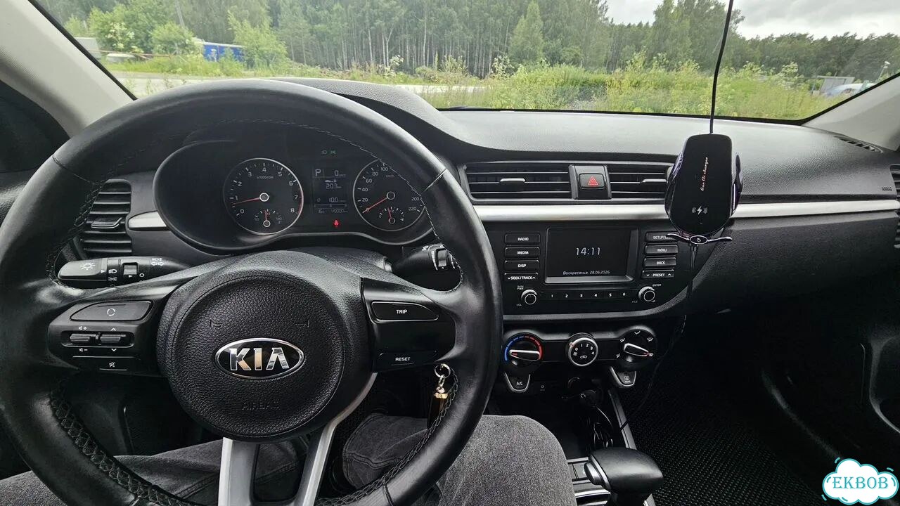 Kia Rio 1.4 AT, 2018, 49 000 км фото 17