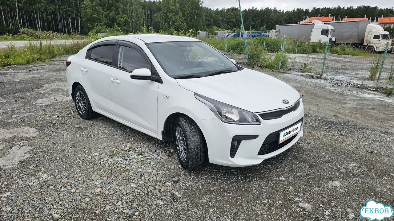 Kia Rio 1.4 AT, 2018, 49 000 км фото 3