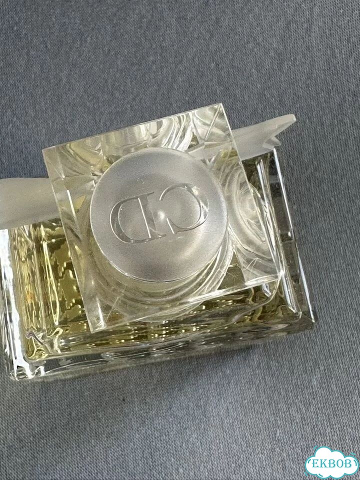 Miss Dior Chérie туалетная вода оригинал фото 5