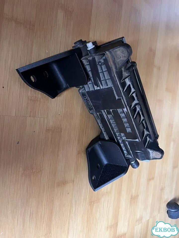 Кронштейн стояночного тормоза Range Rover Sport фото 3