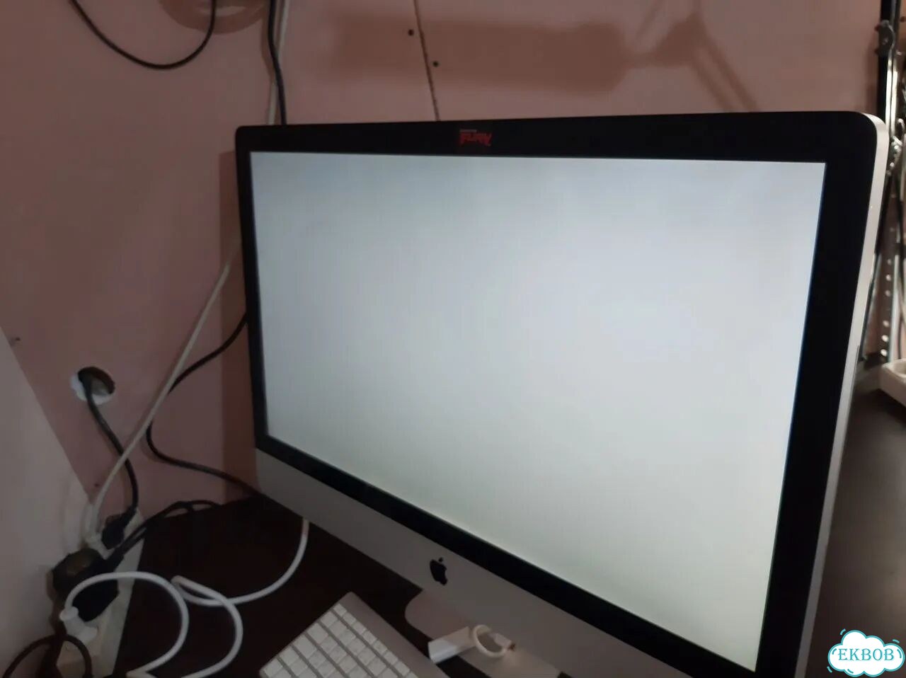 Apple iMac 27 A1312 фото 2
