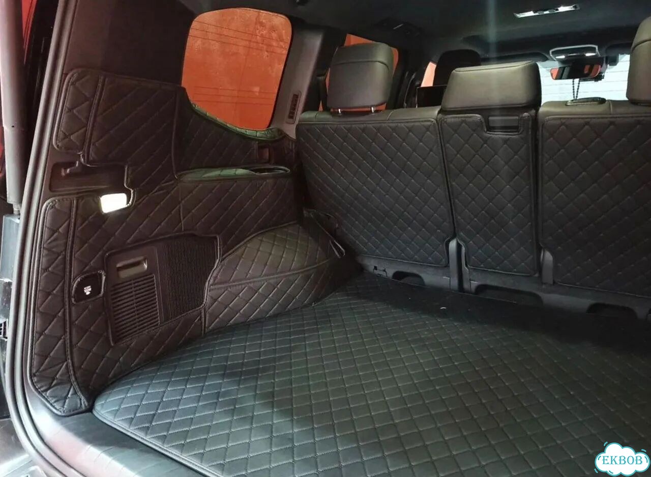 3D коврики в багажник toyota land cruiser 300 фото 3