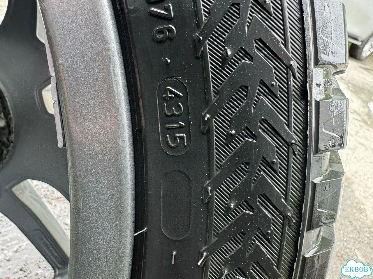 Nokian Tyres Hakkapeliitta 8 SUV 275/40 R21 фото 5