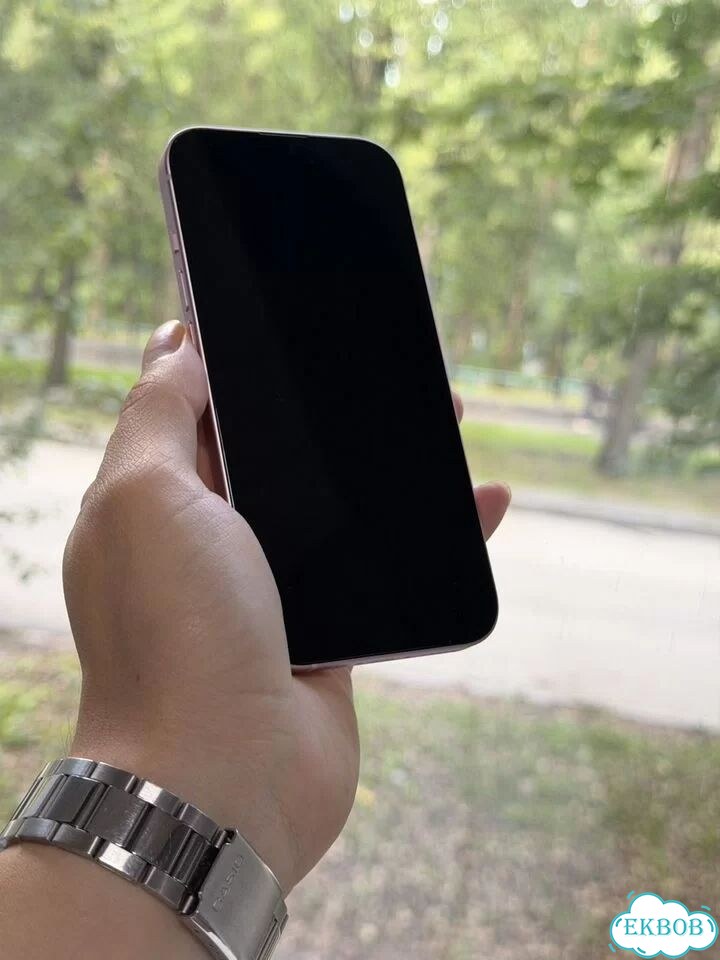 iPhone 15, 128 ГБ, SIM + eSIM фото 2