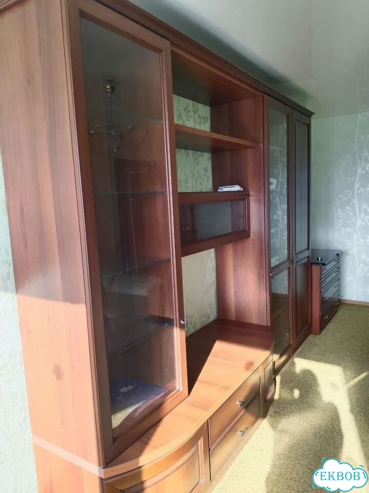 Стенка в гостиную бу фото 2