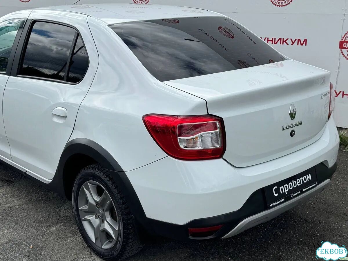 Renault Logan Stepway 1.6 AT, 2020, 131 845 км фото 14