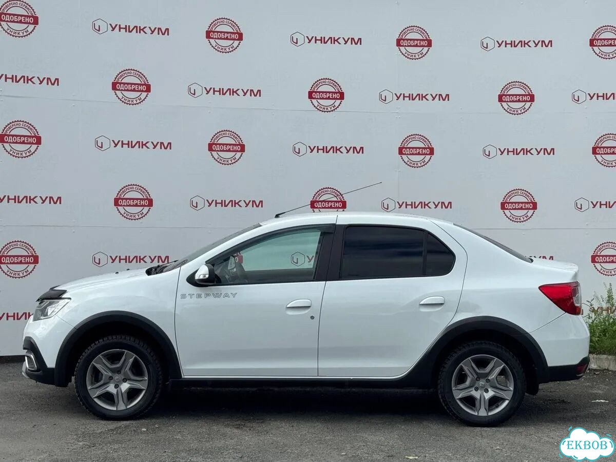 Renault Logan Stepway 1.6 AT, 2020, 131 845 км фото 2