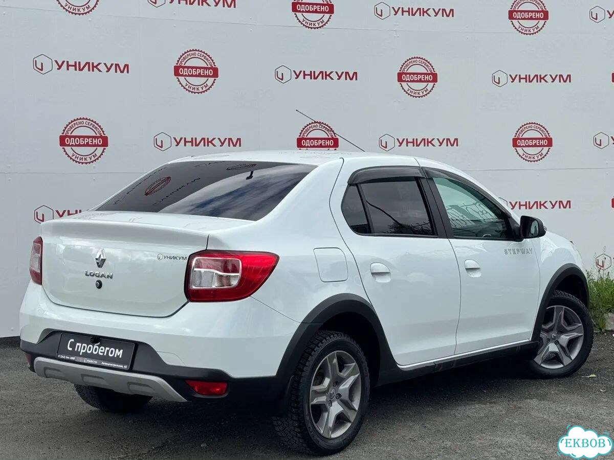 Renault Logan Stepway 1.6 AT, 2020, 131 845 км фото 5