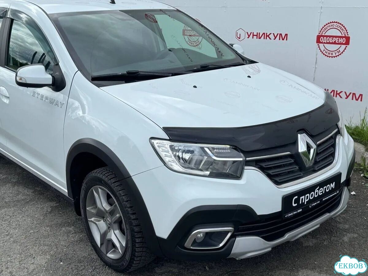 Renault Logan Stepway 1.6 AT, 2020, 131 845 км фото 9