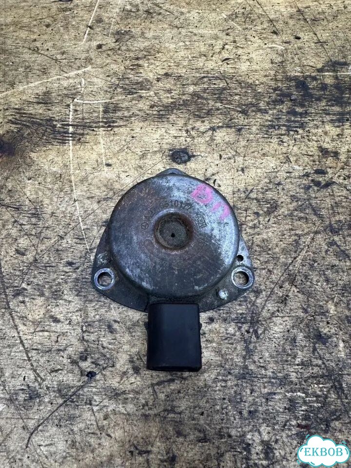 Клапан изменения фаз MB M271 compressor фото 1