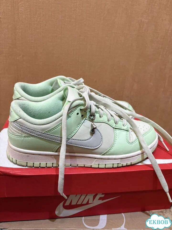 Кеды Nike Dunk Low NN SE 5.5 фото 1