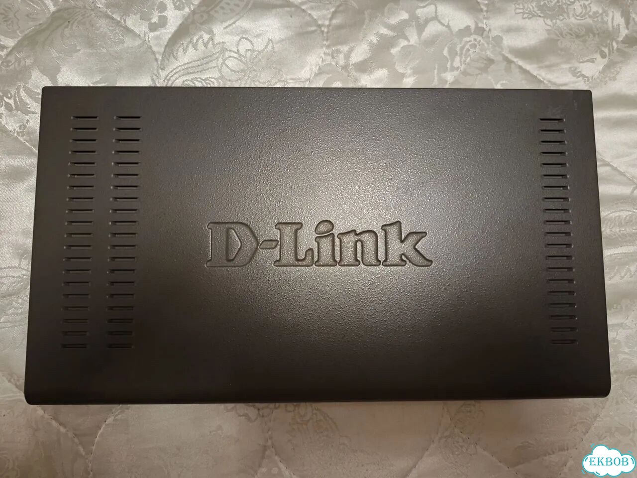 Сетевой коммутатор D-link фото 5
