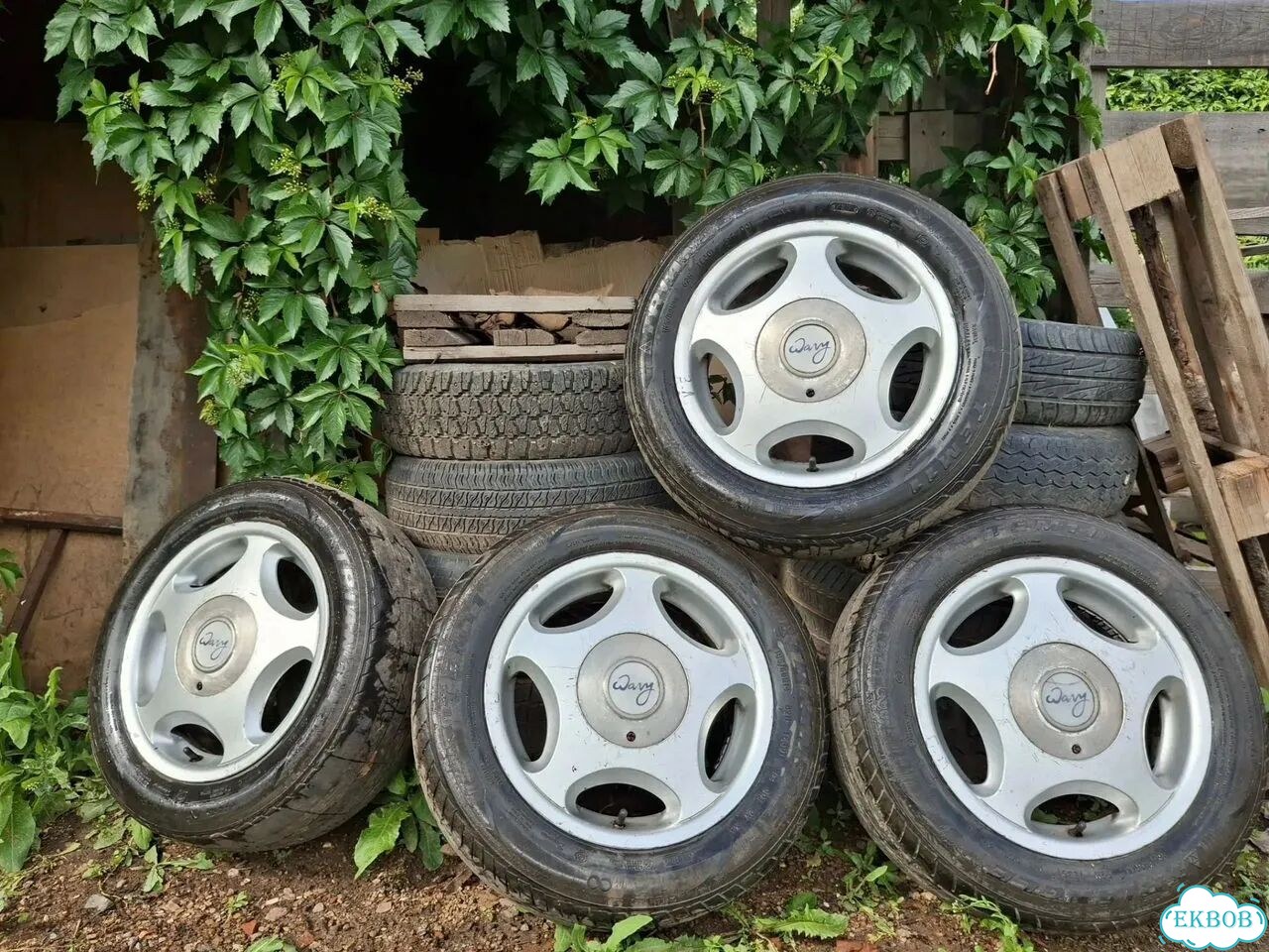 Литые диски 4Racing 4.5×R14 4×100 фото 1