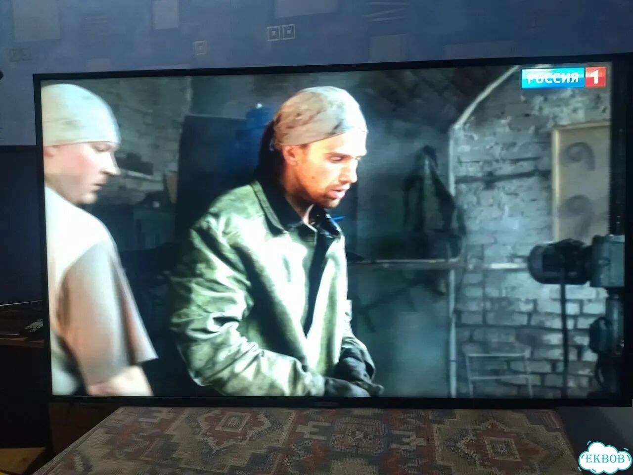 Samsung UE49NU7100U фото 3