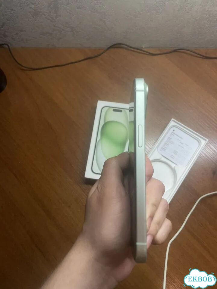 iPhone 15, 128 ГБ, SIM + eSIM фото 4