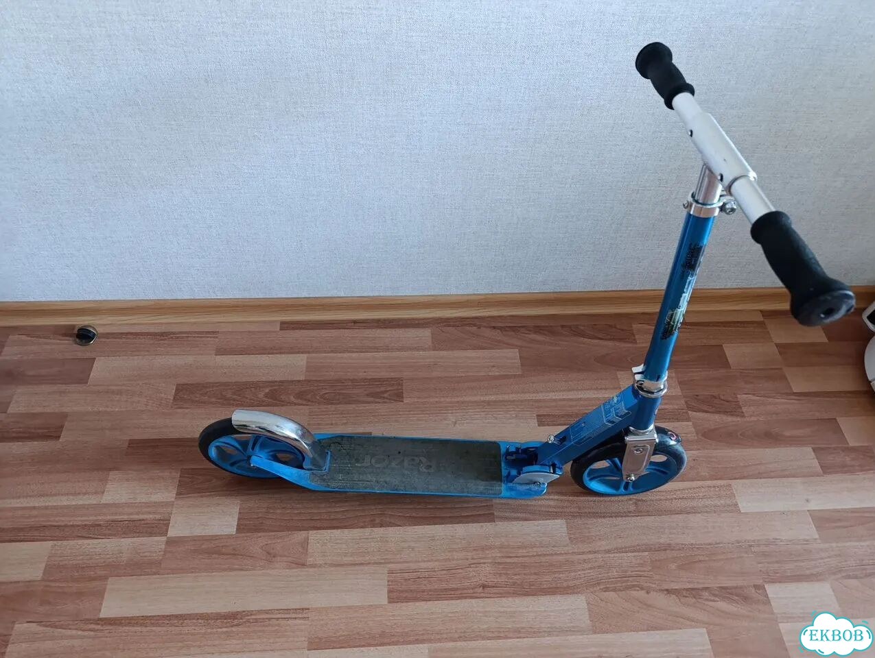 Самокат городской складной Razor A5 Lux - синий фото 3