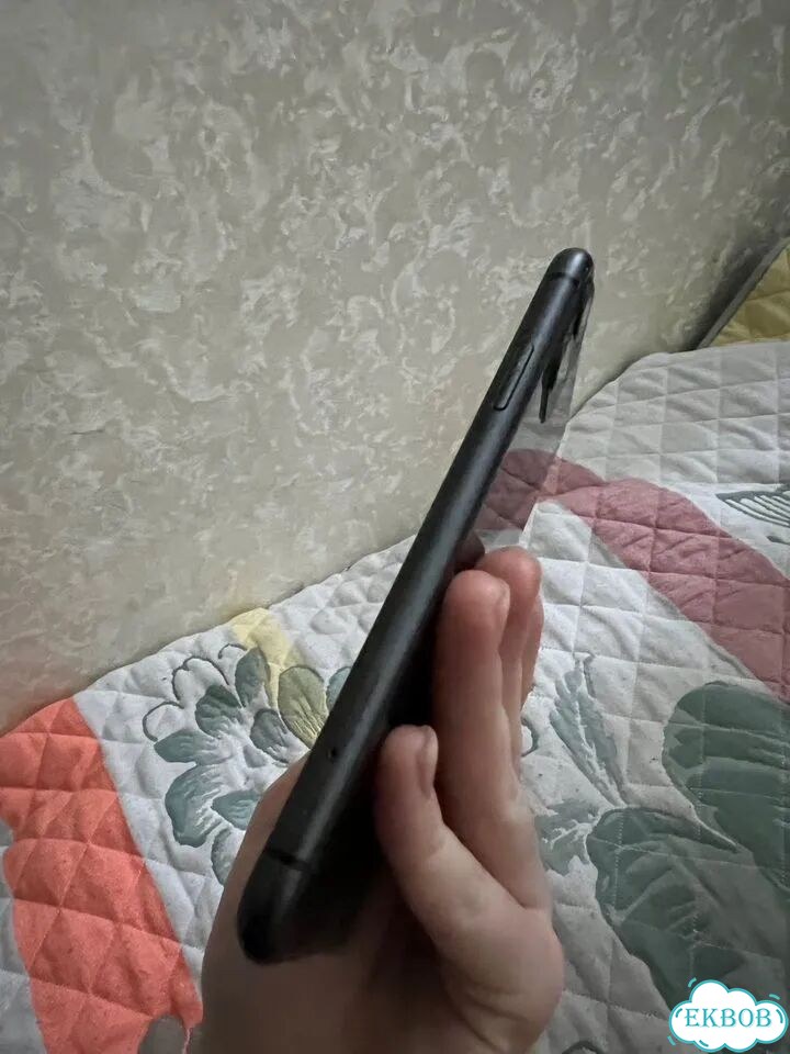 iPhone 11, 64 ГБ, SIM + eSIM фото 2