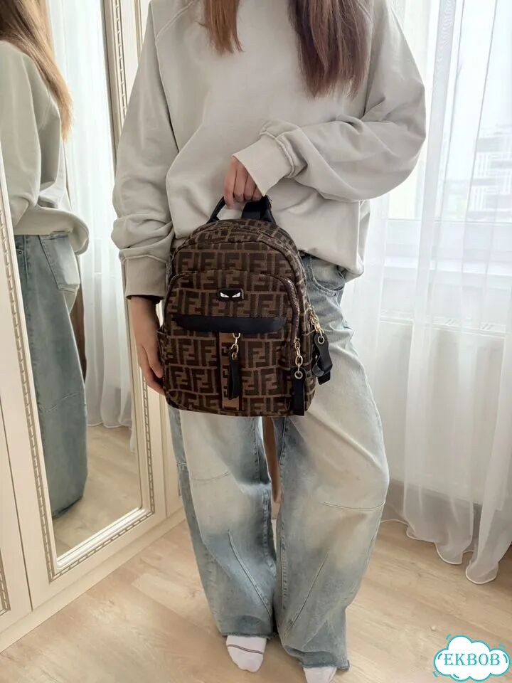 Рюкзак новый в стиле Fendi фото 1