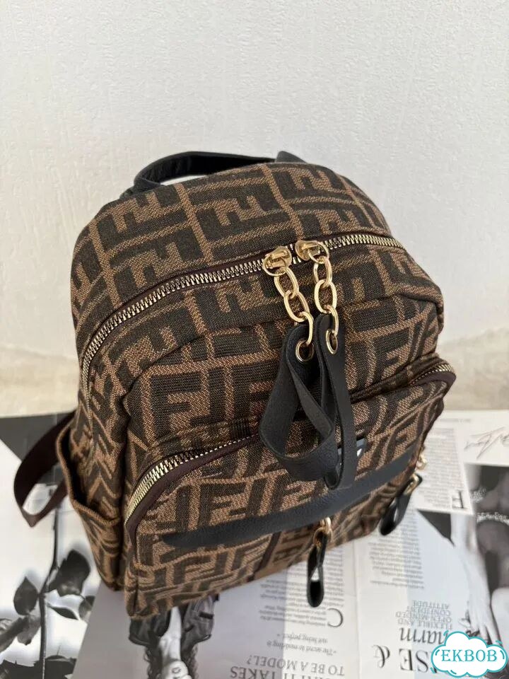 Рюкзак новый в стиле Fendi фото 10
