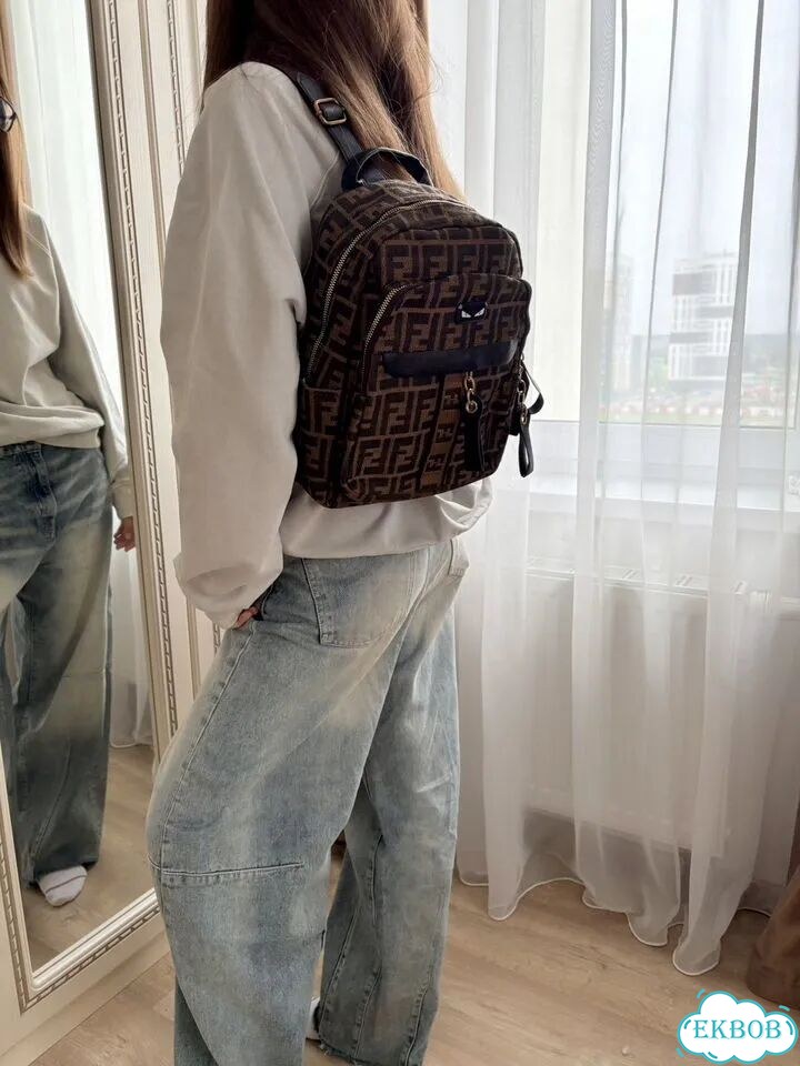 Рюкзак новый в стиле Fendi фото 5