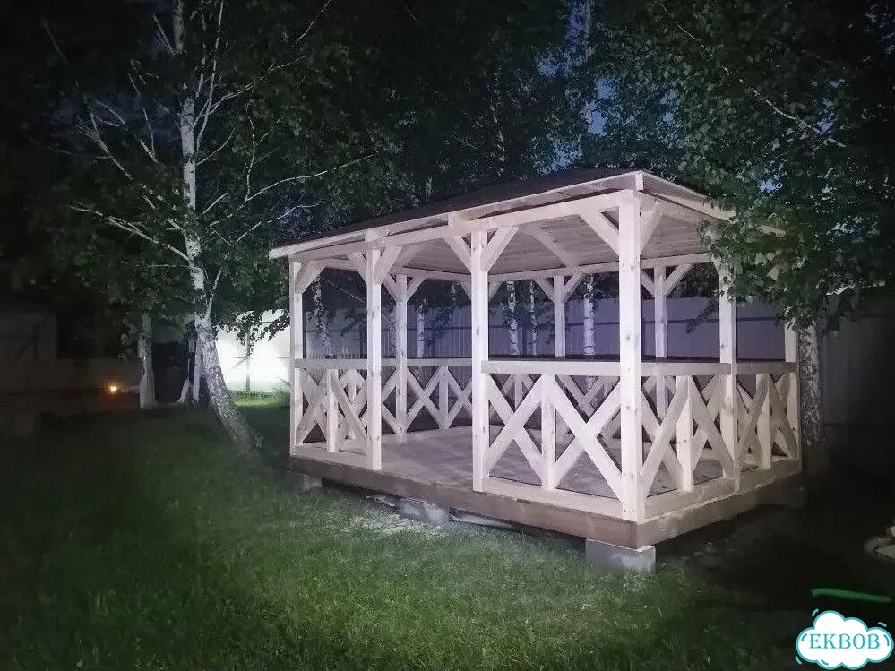 Беседка из дерева шатер фото 1