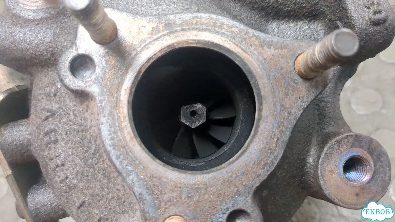 Турбина Toyota Corolla E12 фото 2