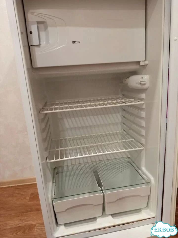 Холодильник Indesit, б/у фото 2