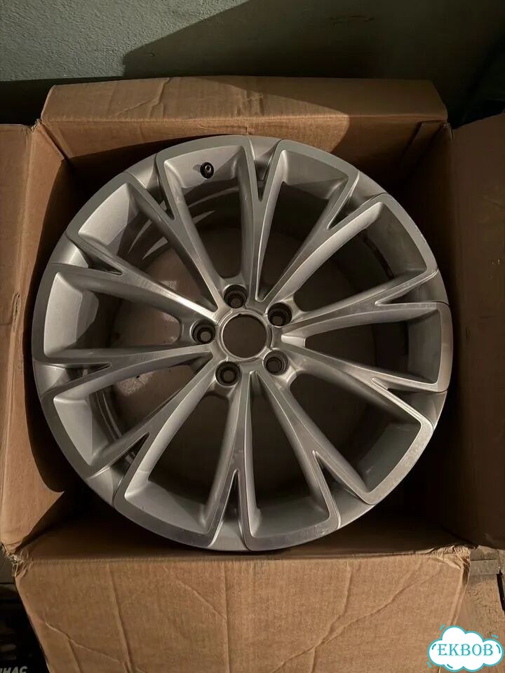 Литые диски Audi 8.5×R19 5×112 фото 1