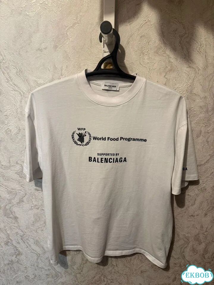 Balenciaga футболка фото 1