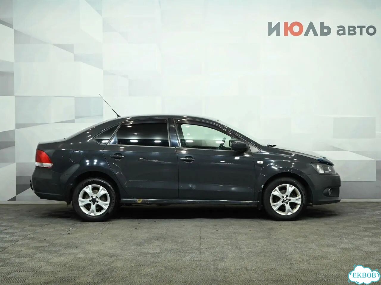 Volkswagen Polo 1.6 MT, 2011, 159 209 км фото 10
