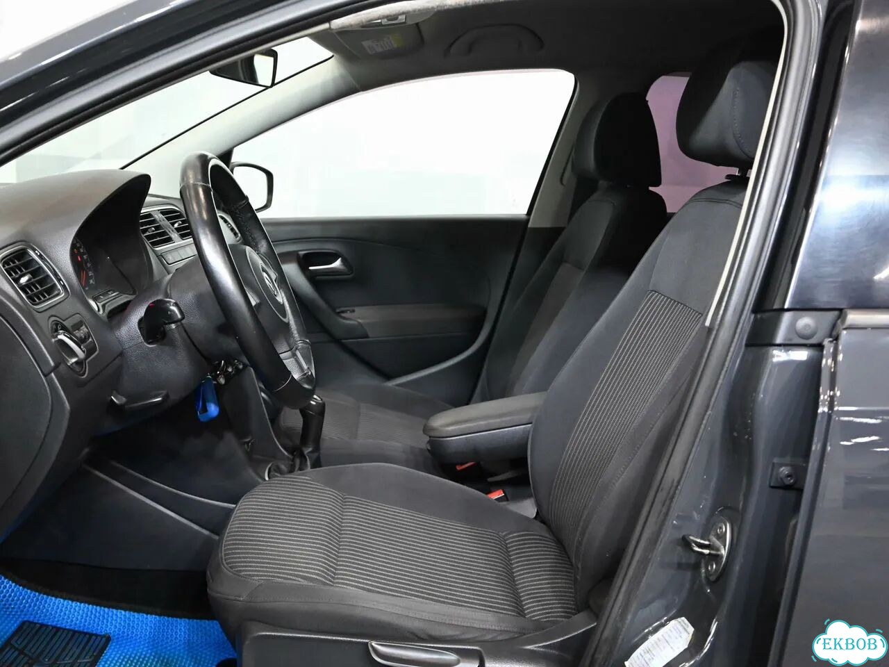 Volkswagen Polo 1.6 MT, 2011, 159 209 км фото 11