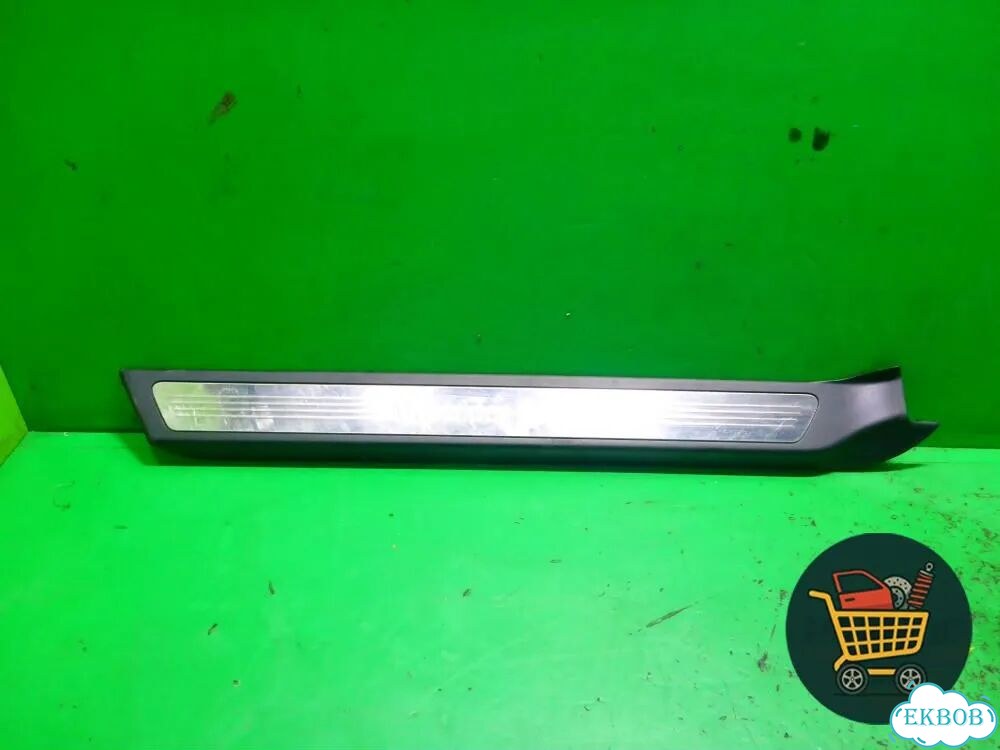 Накладка порога внутренняя правая (в проём) (A2076800235) Mercedes Benz E-Klass C207 (купе) с 2009г фото 1