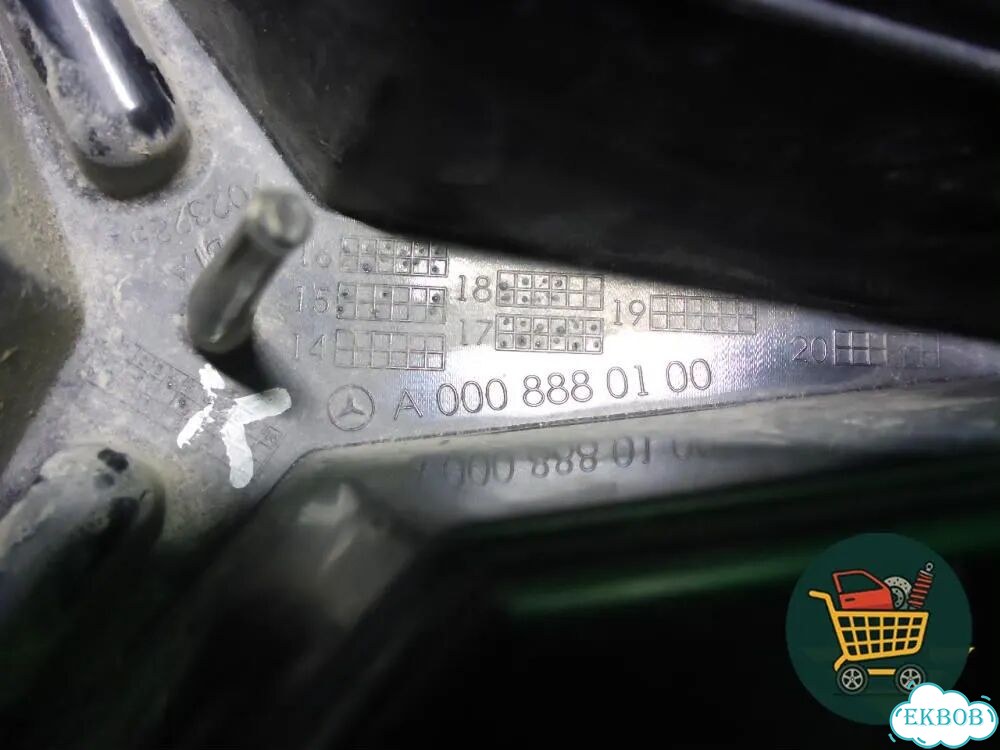 Кронштейн (эмблемы) (A0008880100) Mercedes Benz E-Klass W213 с 2016г (Е) фото 3