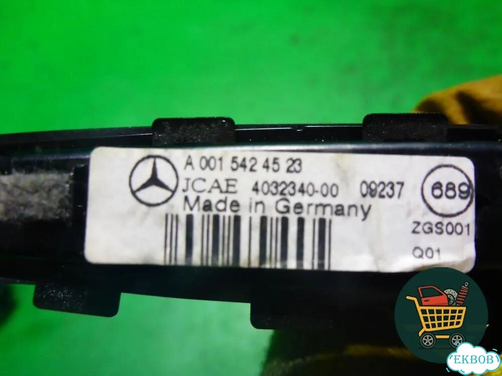 Индикатор парковки (задний) (A0015424523) Mercedes Benz E-Klass C207 (купе) с 2009г (Е Купе) фото 4